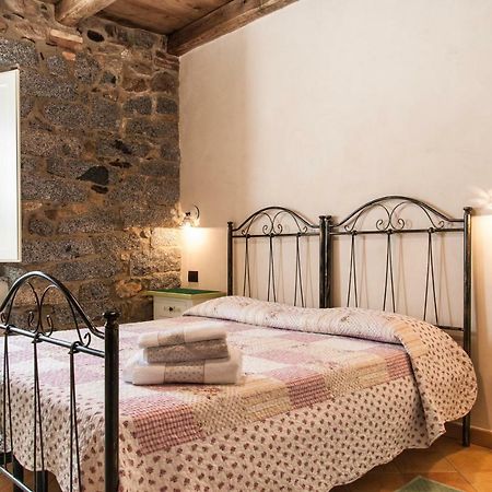 Cuccumiao Hotel Sorgono Bagian luar foto