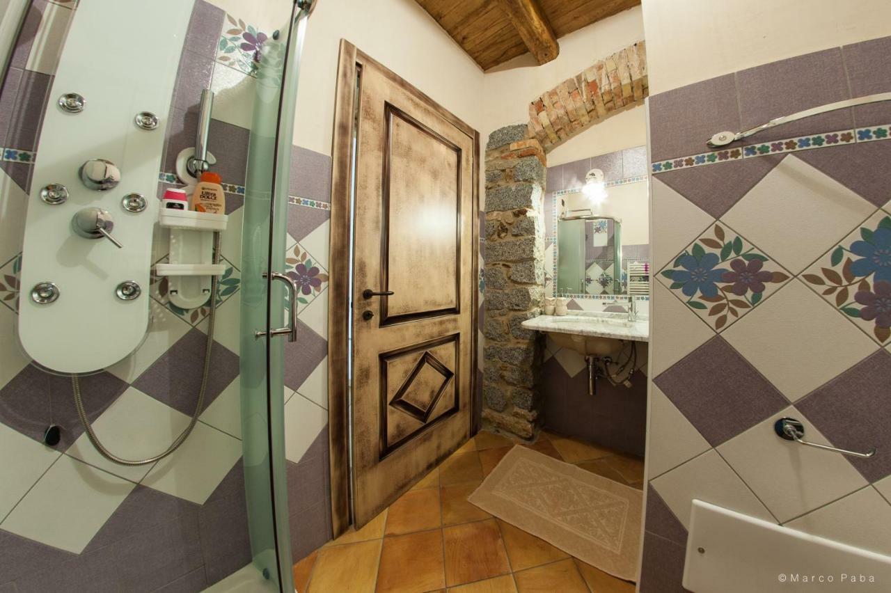 Cuccumiao Hotel Sorgono Bagian luar foto